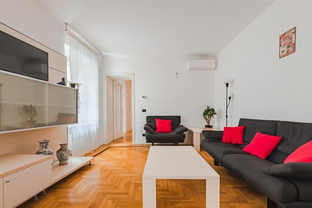 Piazza Unita Central Apartment Trieste Dış mekan fotoğraf